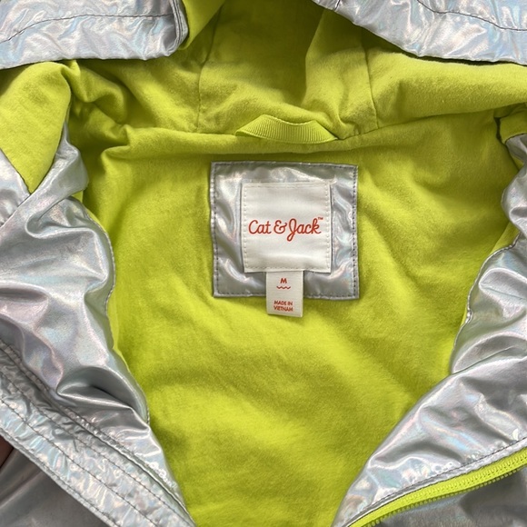 Silver rain jacket/windbreaker - Picture 3 of 4